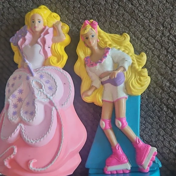 Barbie Figurine Collection - McDonalds Happy Meal - Picture 3 of 5